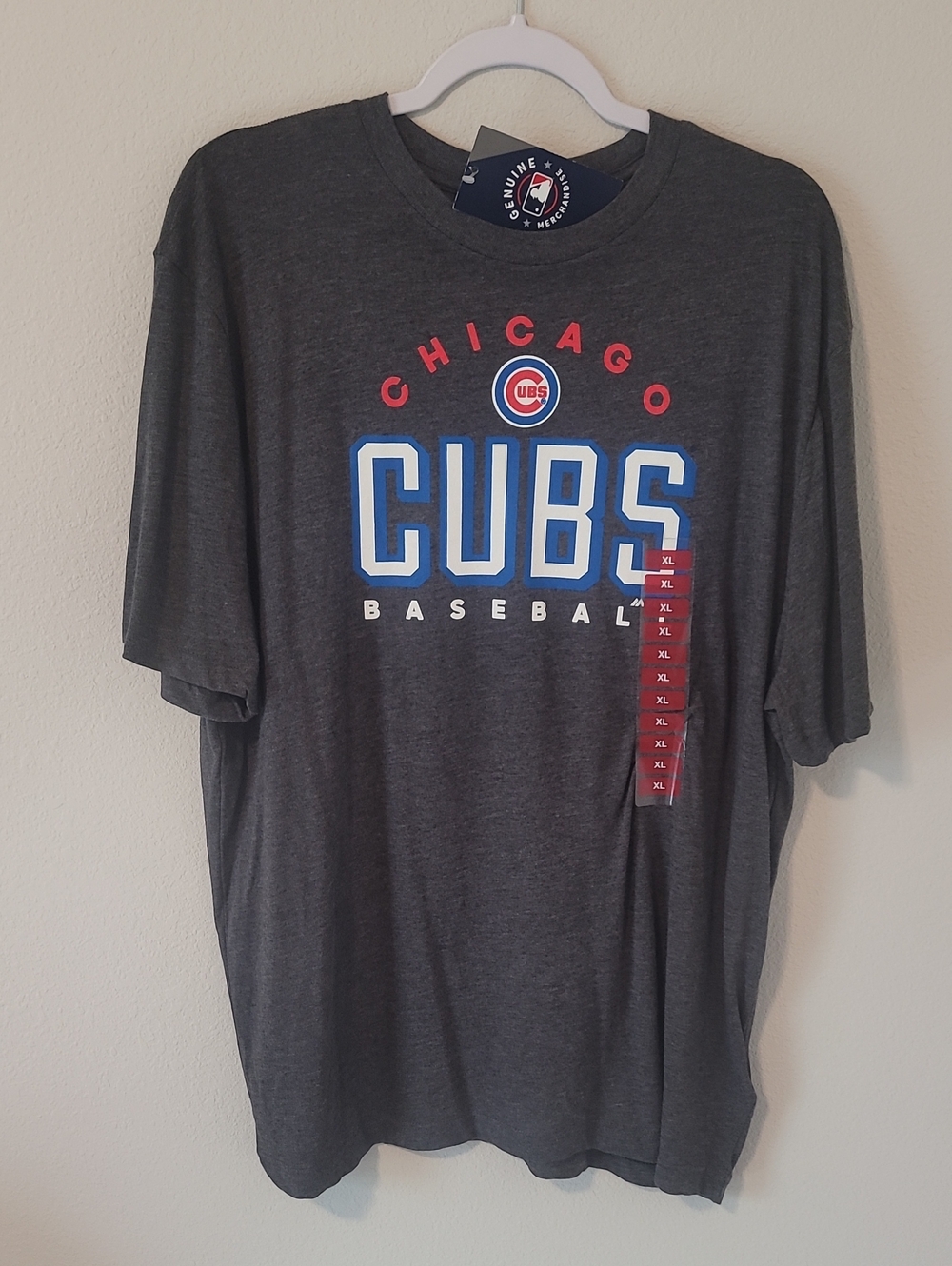Genuine Merchandise Chicago Cubs Dark Gray Tee with Blue & Red Logo